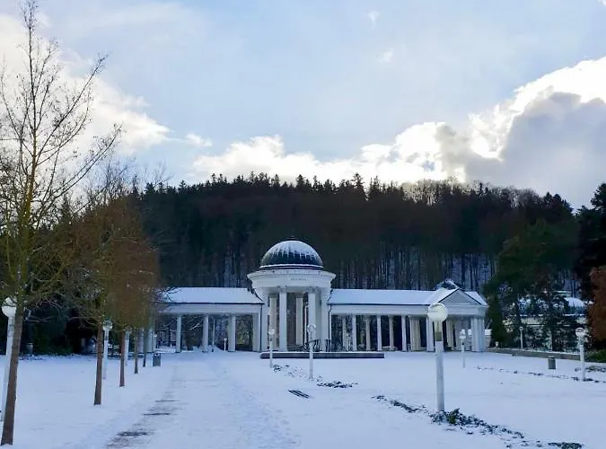 Residenz Emilia Апартаменты Марианске-Лазне